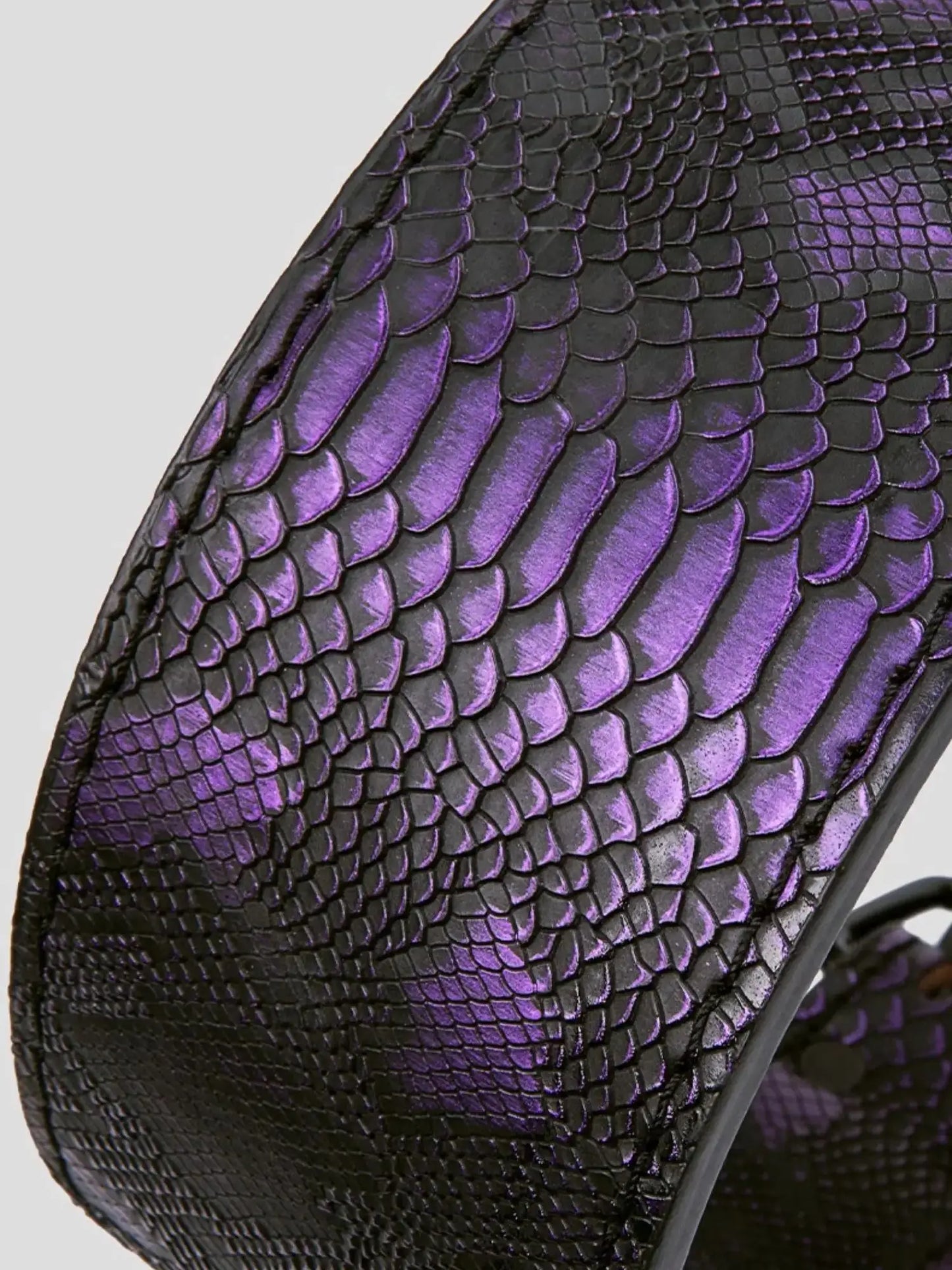 Black Mamba Snakeskin Style Leather Weightlifting belt